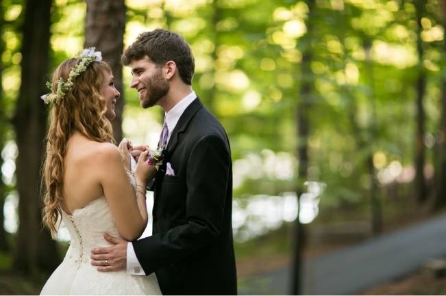 Woodland Wedding at Stone Mountain {Anna and Spencer Photography} 15