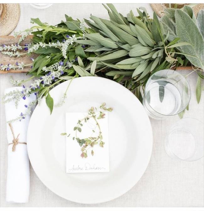 17 Naturally Pretty Place Settings 6