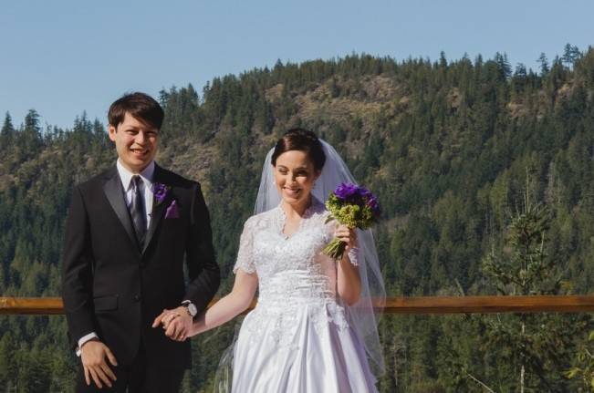 British Columbia Wilderness Lodge Wedding {Modern Romance Productions} 13