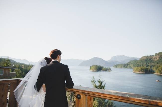 British Columbia Wilderness Lodge Wedding {Modern Romance Productions} 17