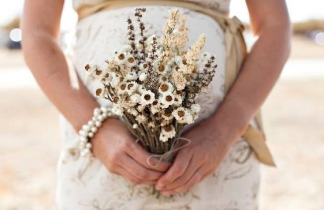 Rustic Dried Flower Wedding Bouquet Inspiration 7