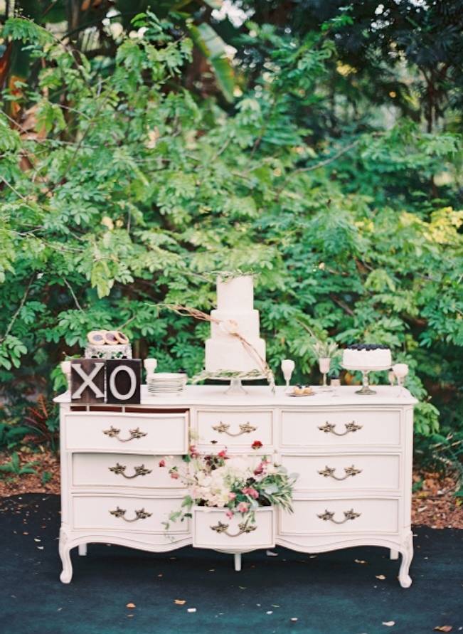 Blackberry Woods Wedding Inspiration at Villa Woodbine - Michelle March Photography 20