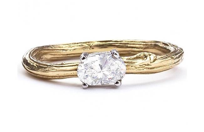 Beautiful Bachelorette-Inspired Oval Engagement Rings 25
