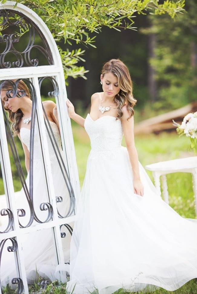Sweet, Carolina Summer Wedding Style {Bailey Smith Photography} 1