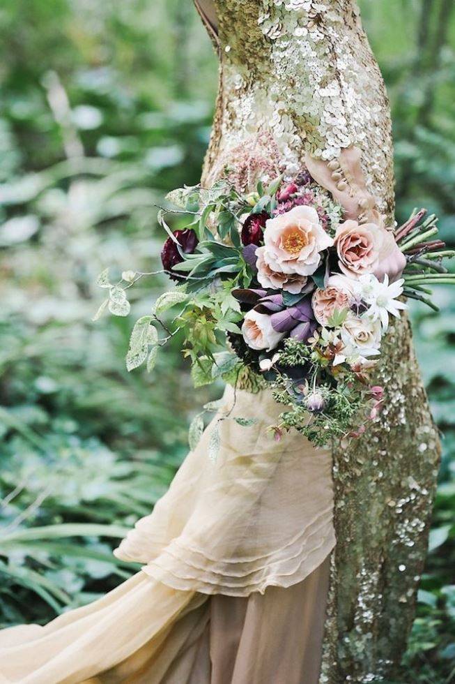 12 Rustic Autumn Wedding Bouquets to Fall For 10