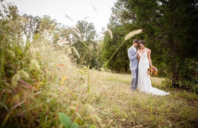 Rustic Tennessee Wedding at Front Porch Farms {The Collection} 12