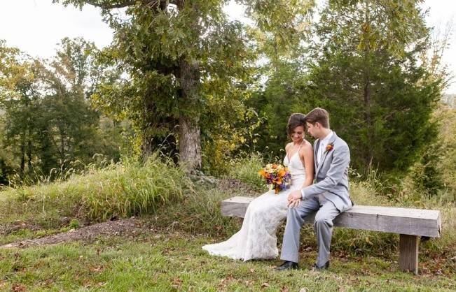 Rustic Tennessee Wedding at Front Porch Farms {The Collection} 14