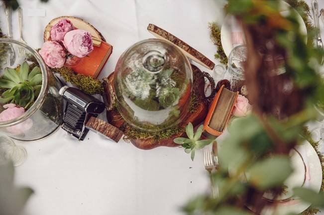 A Midsummer Night’s Dream Whimsical Styled Shoot {Captured by Corrin} 13