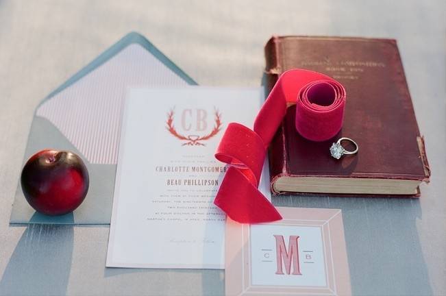 Elegant Red Alfresco Wedding Inspiration {Carmen Santorelli Photograhy} 5