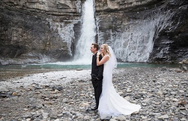 Rustic Merlot and Blush Rocky Mountain Wedding Inspiration 12