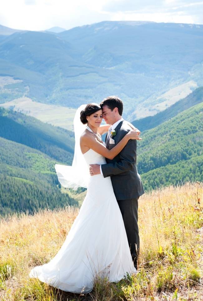 Yellow + Gray Mountain Wedding in Vail, Colorado {Brinton Studios} 10