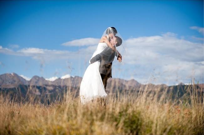 Yellow + Gray Mountain Wedding in Vail, Colorado {Brinton Studios} 11