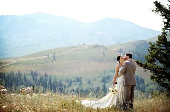 Green + Ivory Mountain Wedding at Deer Valley Resort 1