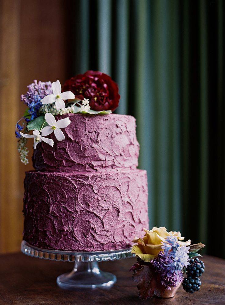 Prettiest Purple Cakes 2 -PHOTOGRAPHY BY ANN KATHRIN KOCH via smp