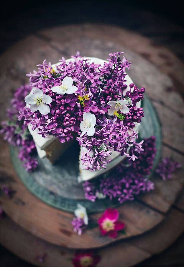 Prettiest Purple Cakes 4 - pinterest