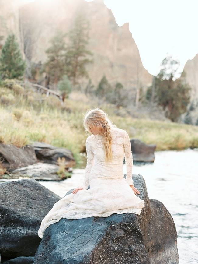 River Bridal Inspiration from Bend, Oregon {Connie Whitlock} 6