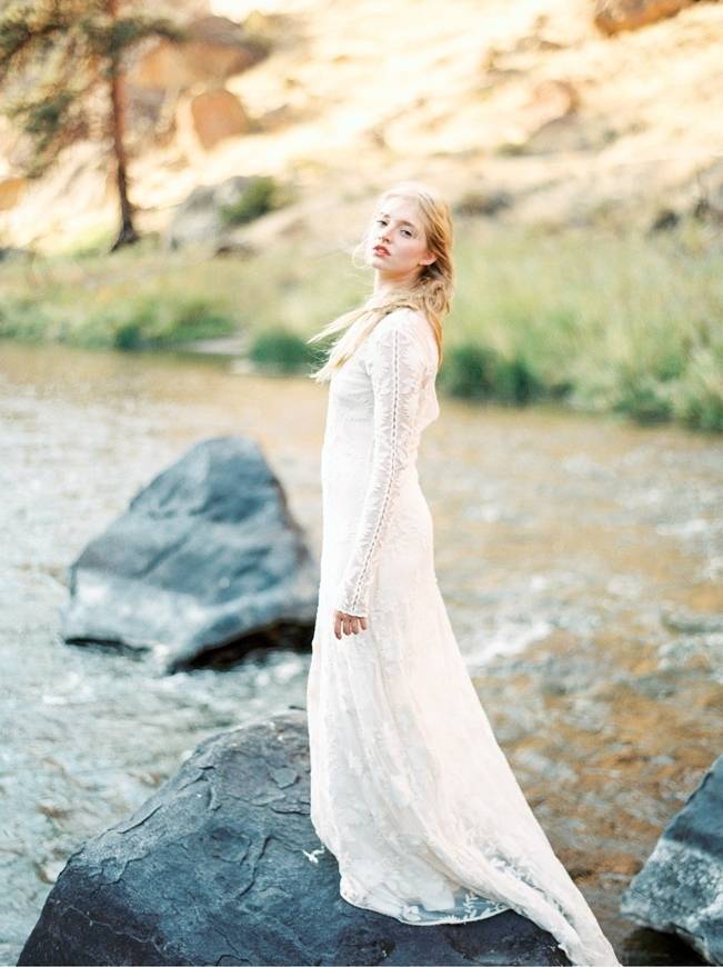 River Bridal Inspiration from Bend, Oregon {Connie Whitlock} 9