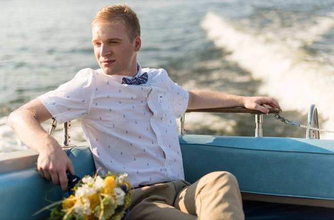 Love Sets Sail Vermont Lakeside Wedding Inspiration 10