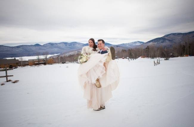 Snowy Winter Wedding in Vermont {Kathleen Landwehrle Photography} 7