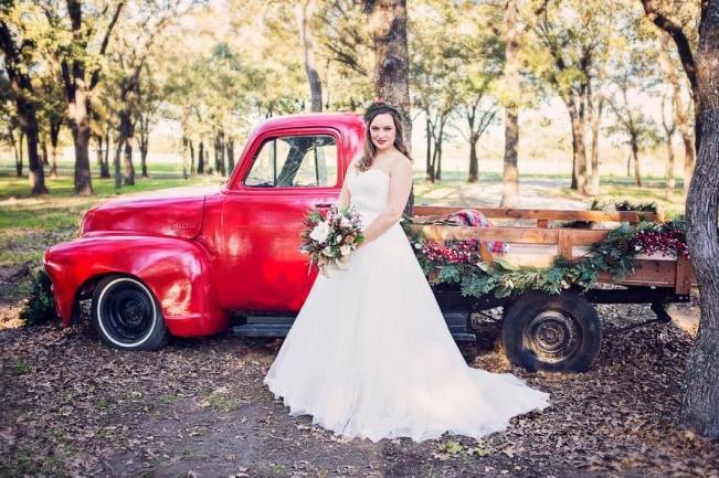 Christmas Styled Wedding Shoot {Shelly Taylor Photography} 1