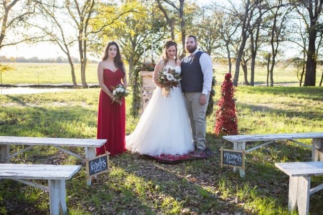 Christmas Styled Wedding Shoot {Shelly Taylor Photography} 5