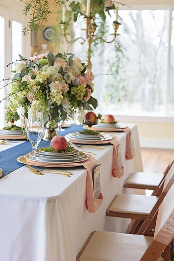 Peach + Gold Early Spring Wedding Inspiration 5