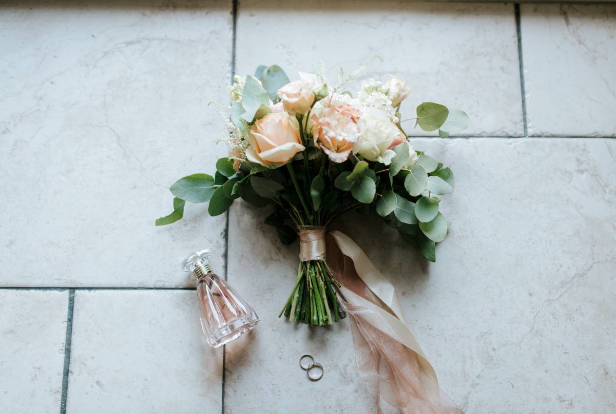 5 Ways To Tie Family Heirlooms Into Your Wedding 61