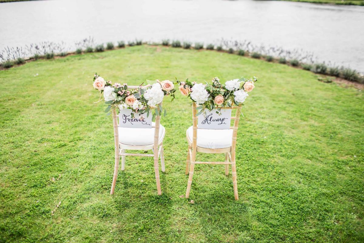 10 Décor Ideas For Your Upcoming Beach Wedding 55