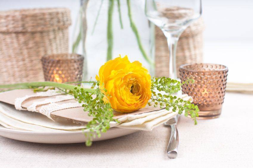 Great Ideas for Catering Backyard Wedding Receptions 12