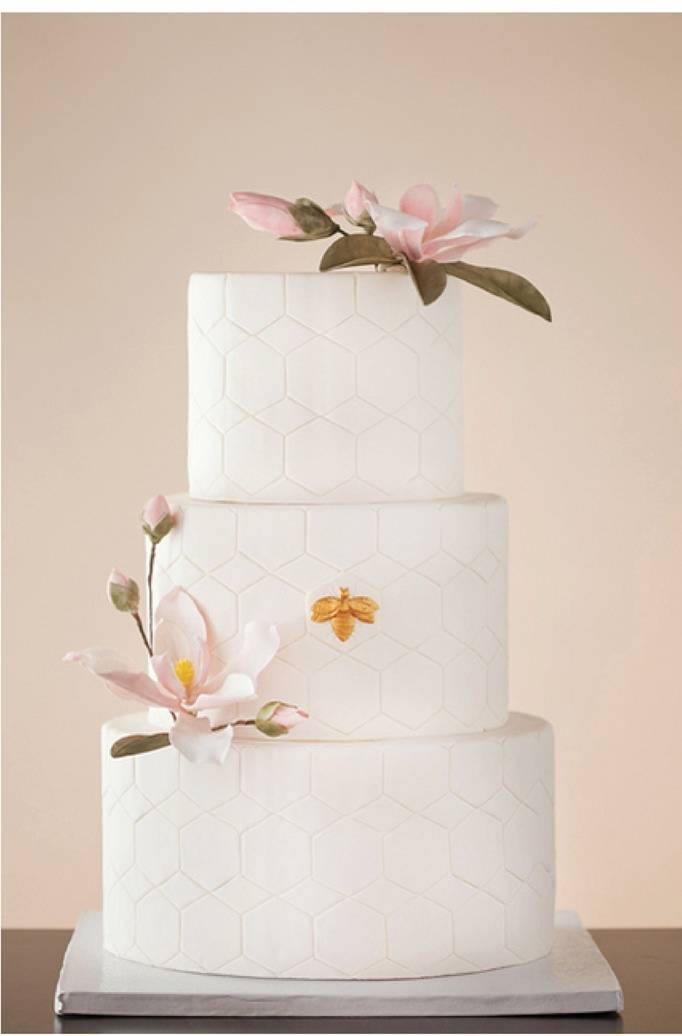 magnolia wedding cake