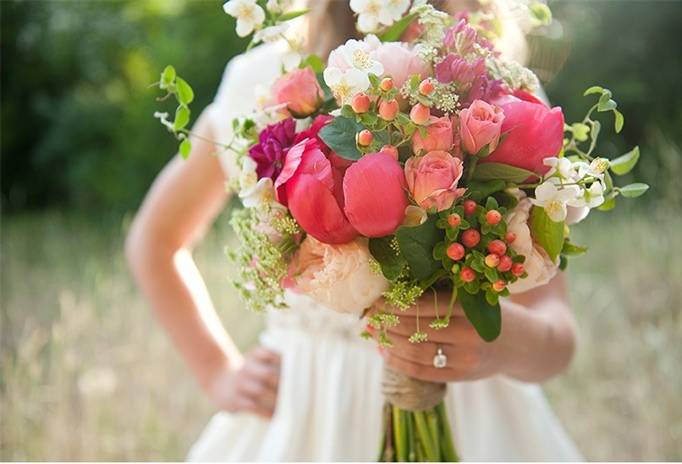 pink and magenta bouquet