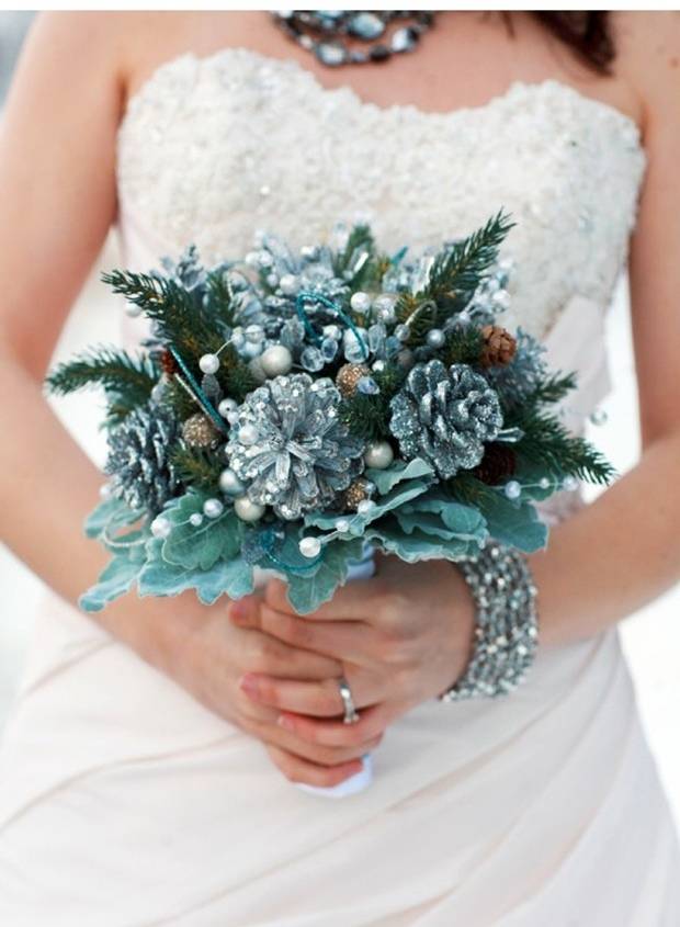 winter wedding bouquet