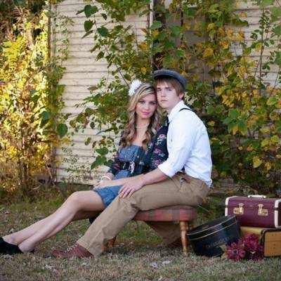 Vintage Oklahoma Engagement by Photographic Memories