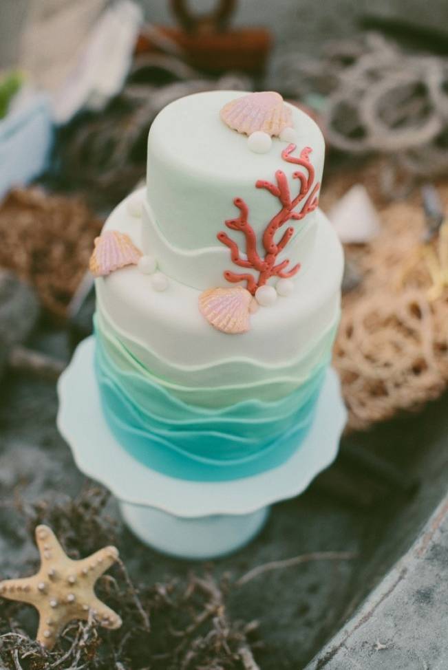 little mermaid wedding cake