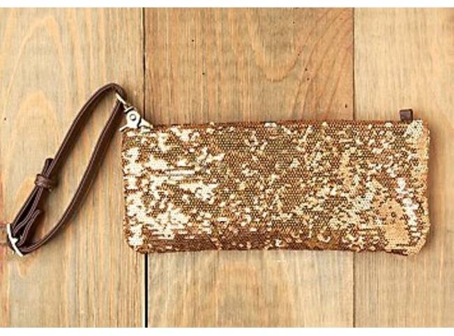 sparkly gold clutch