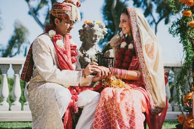 Rustic + Bright Hindu Wedding {Ian Grant Photography} 13