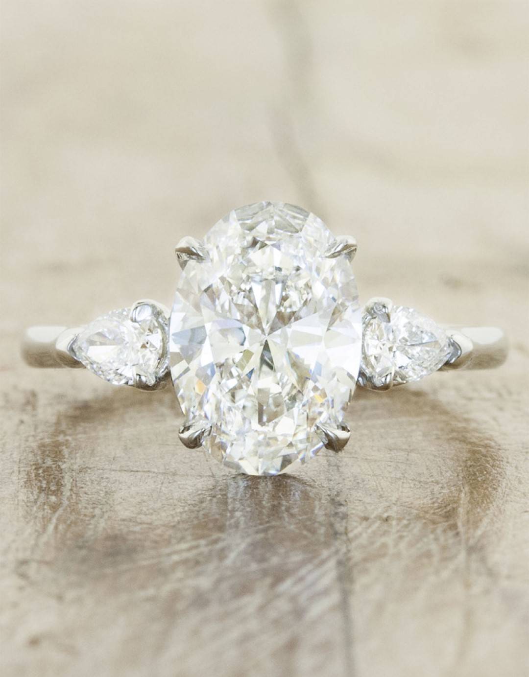 Beautiful Bachelorette-Inspired Oval Engagement Rings 9