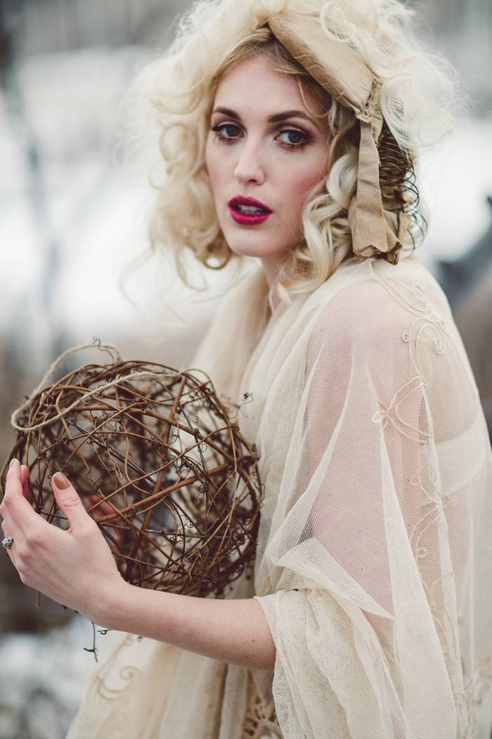 Nature Meets Vintage Bridal Inspiration – Lacy Dresses Vintage Co + Whynaught Shop 11