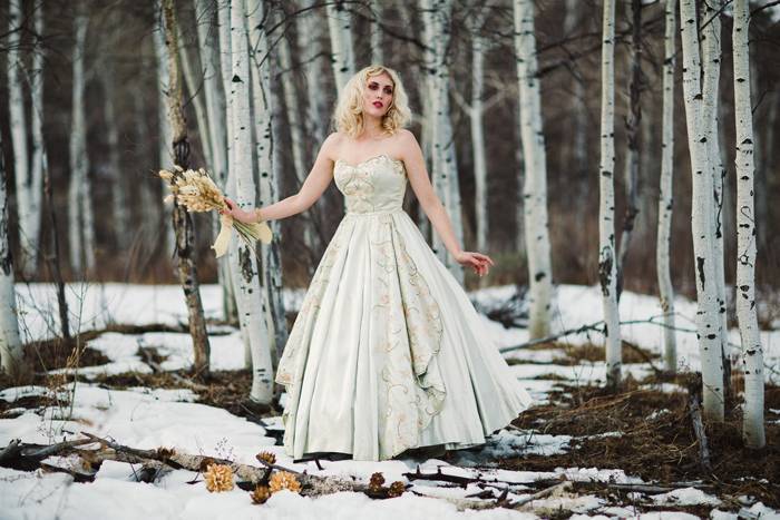 Nature Meets Vintage Bridal Inspiration – Lacy Dresses Vintage Co + Whynaught Shop 12