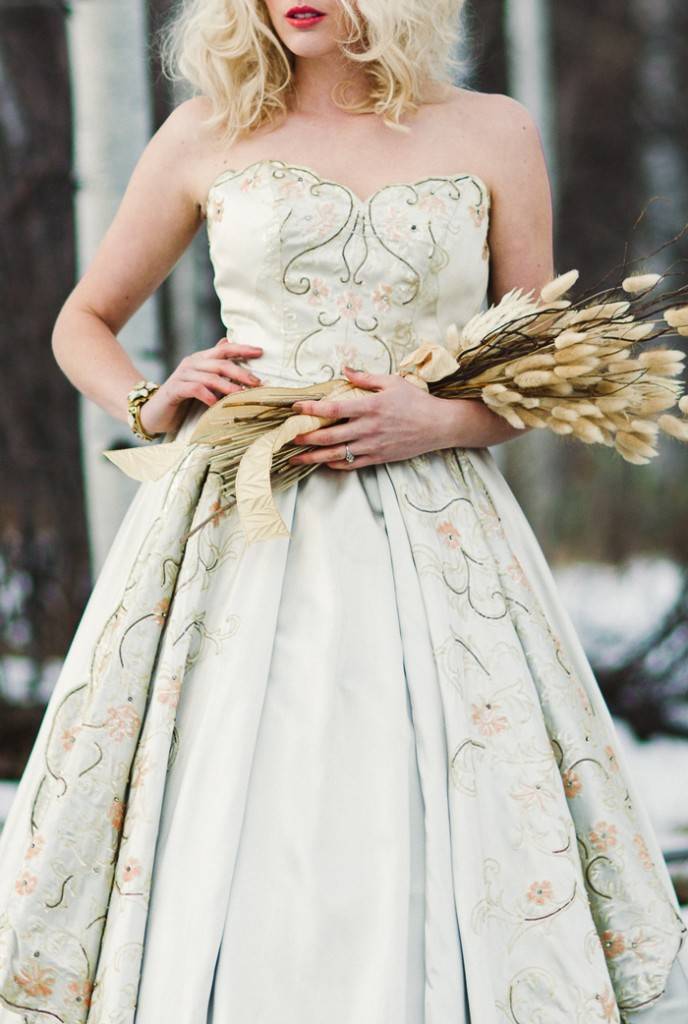 Nature Meets Vintage Bridal Inspiration – Lacy Dresses Vintage Co + Whynaught Shop 13