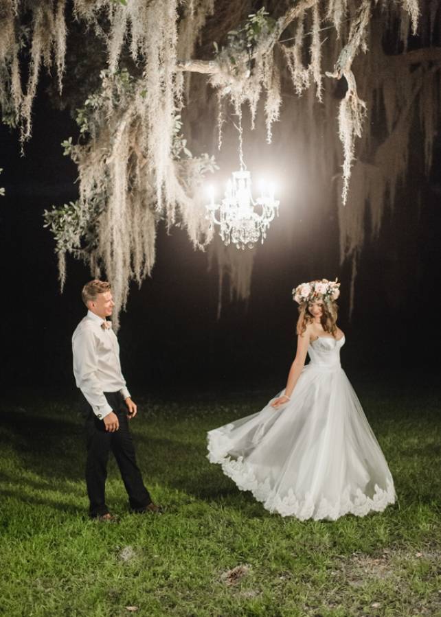 Charming Southern Wedding at Litchfield Plantation {Pasha Belman Photography} 29