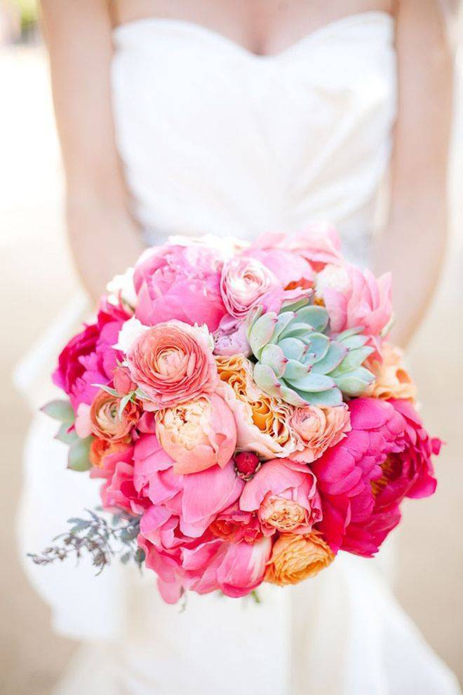 Fuchsia wedding bouquet inspiration 1