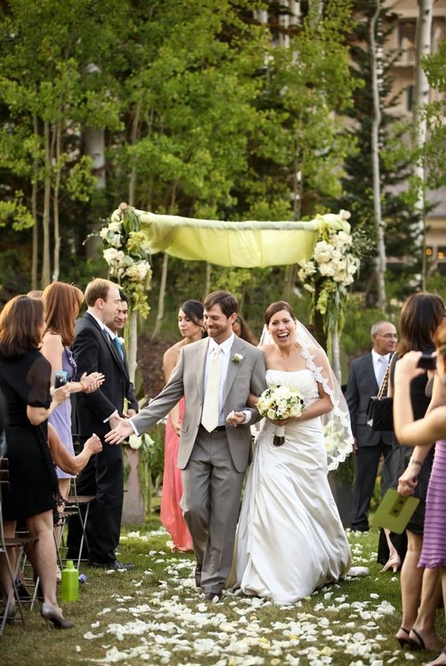 Green + Ivory Mountain Wedding at Deer Valley Resort 8