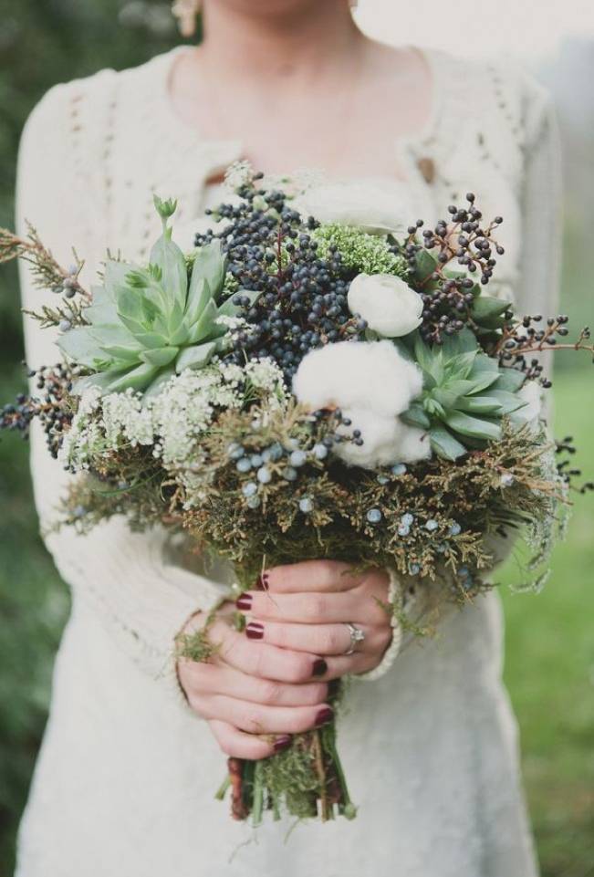 Whimsical Moss Wedding Bouquet Ideas 9