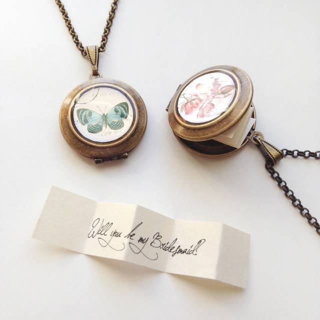 Will You Be My Bridesmaid locket - Lothirielle - Violette & Iris