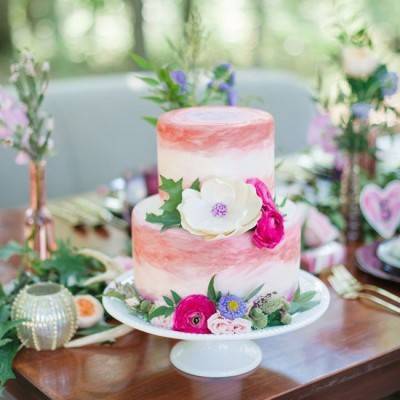 Watercolor Cakes for Your Artsy Wedding