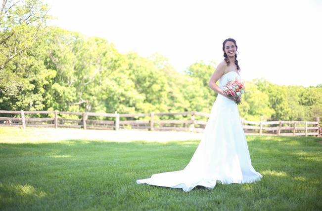 Country Chic Virginia Wedding {Amanda Blake Photography} 11