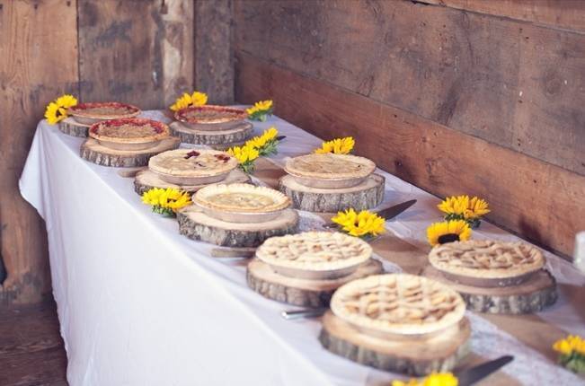 Rustic Pennsylvania Sunflower Wedding at Friedman Farms 21