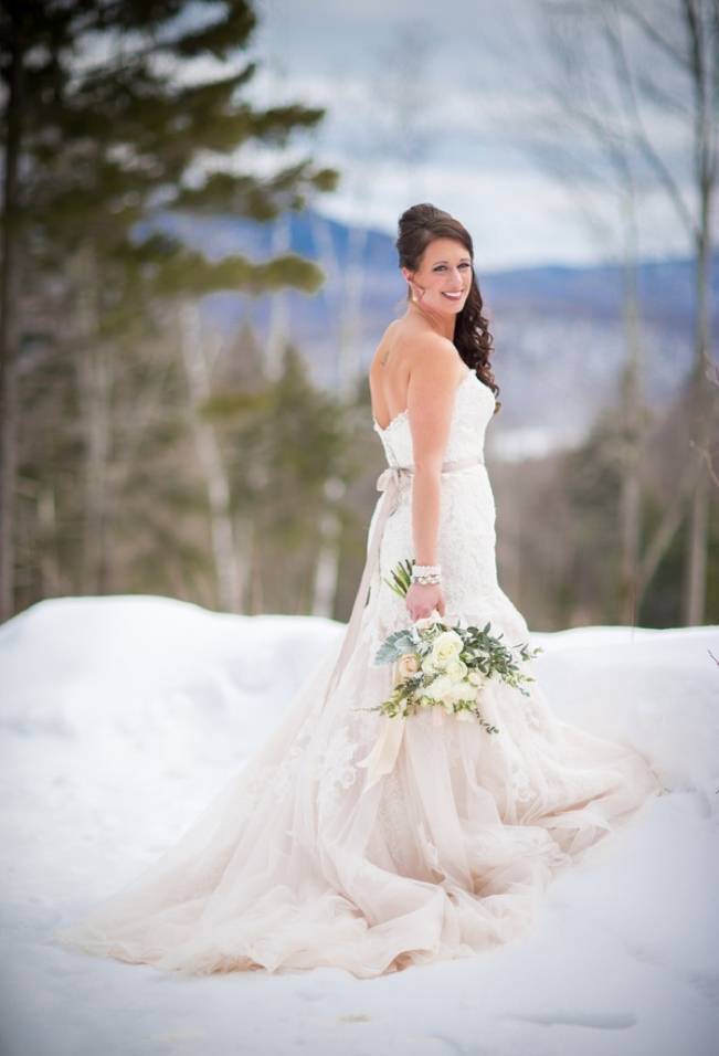 Snowy Winter Wedding in Vermont {Kathleen Landwehrle Photography} 3
