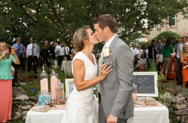 Coral + Sweet Mint Summertime Ranch Wedding Reception 22